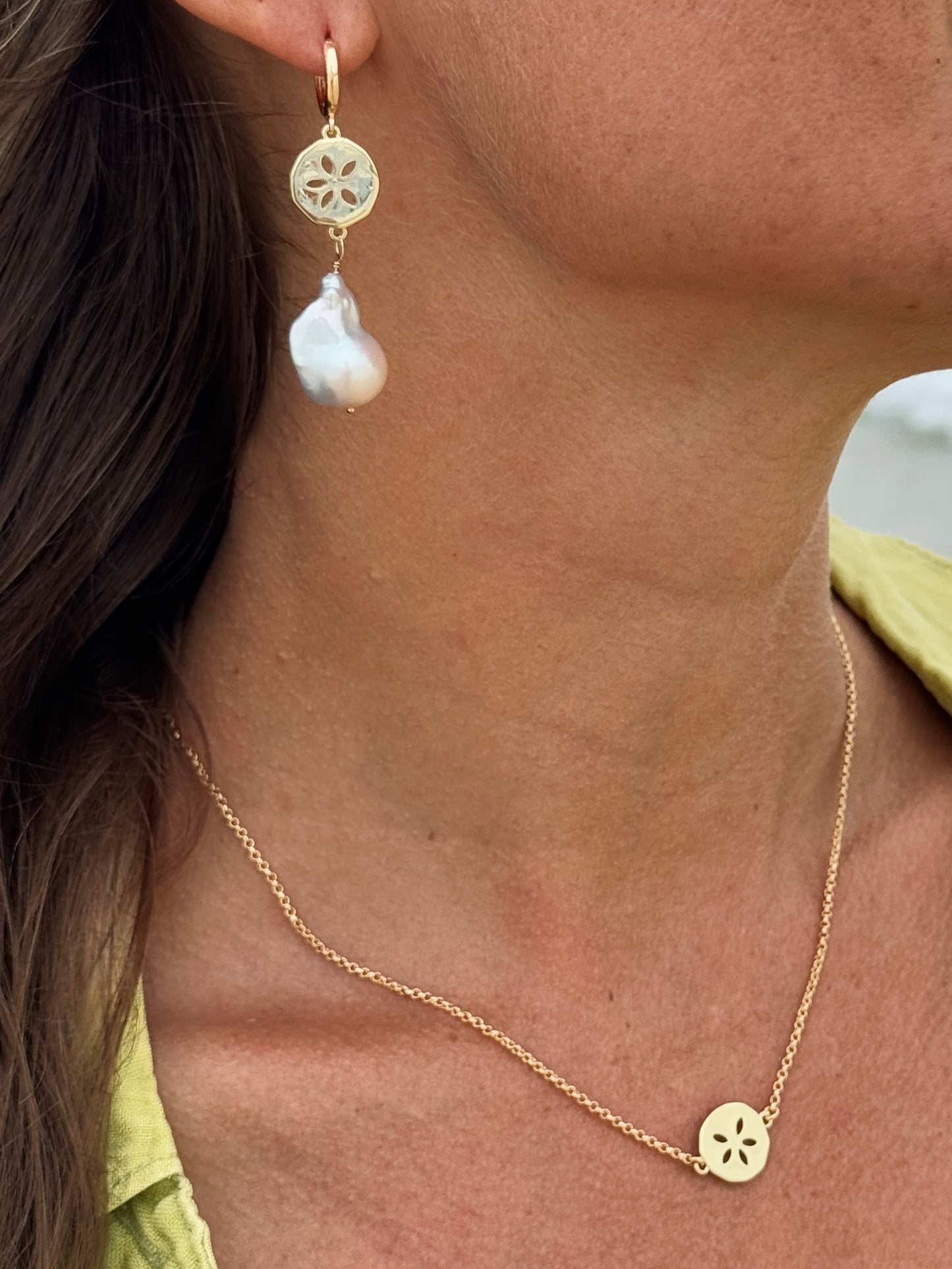 Atlantis Coin pendant chain necklace
