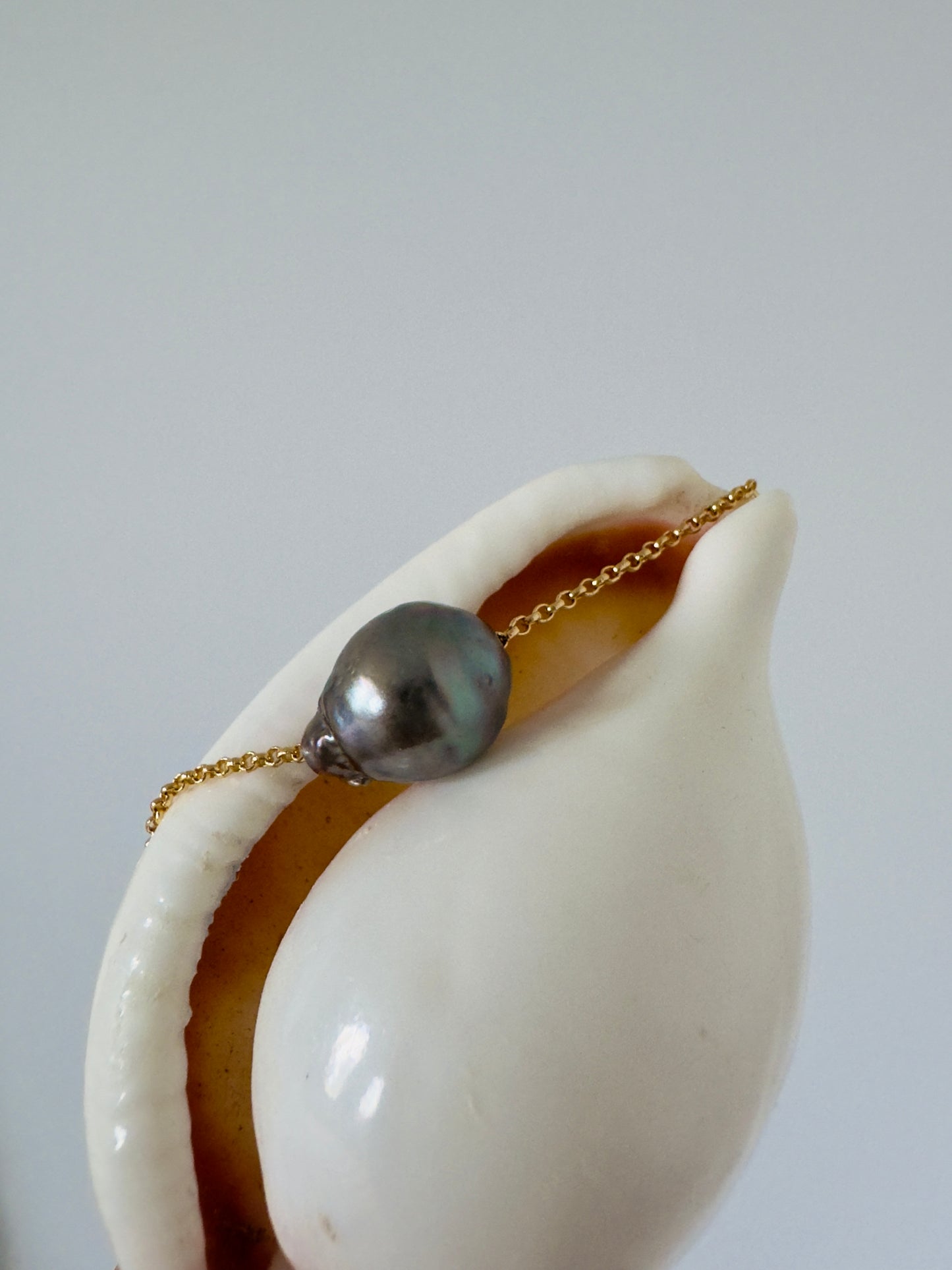 Hayman Black Tahitian Pearl slider chain necklace