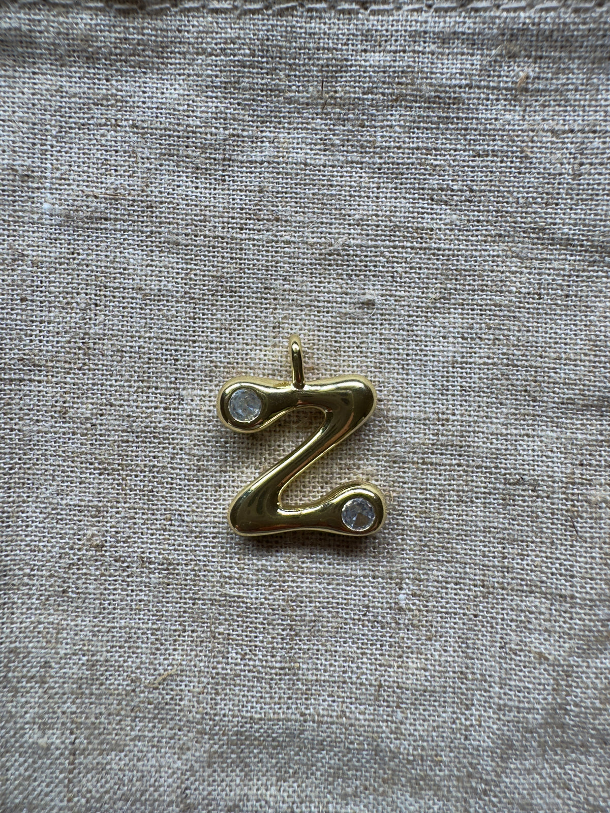 Initial pendant