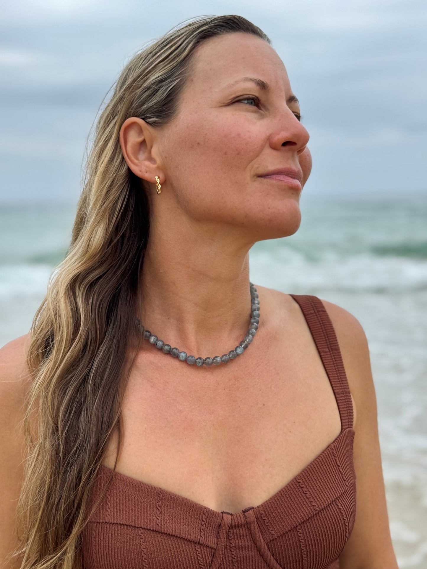 Pearlescent Labradorite Gemstone choker necklace