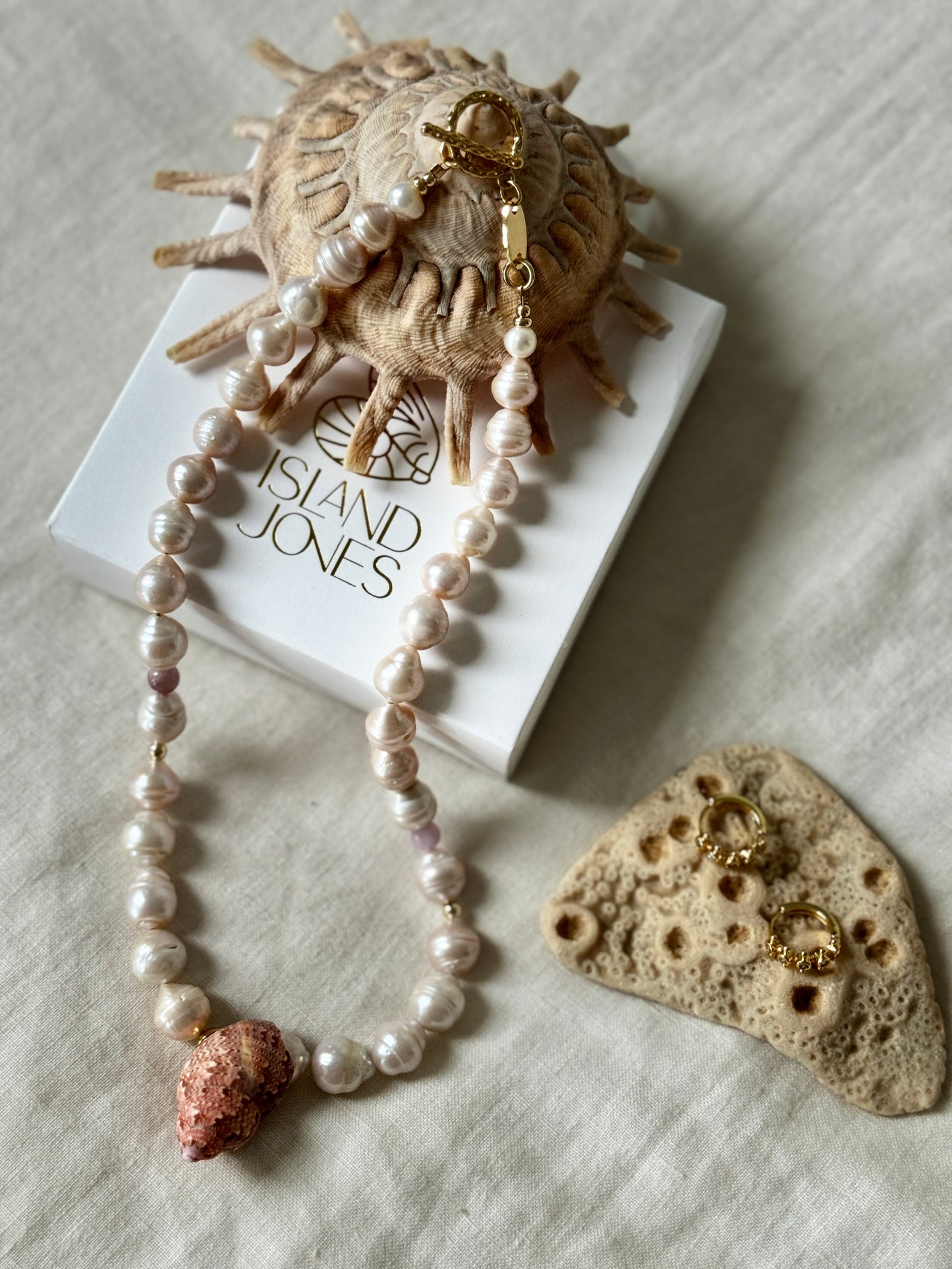 South Coast pearl 14K Gold Fill choker necklace