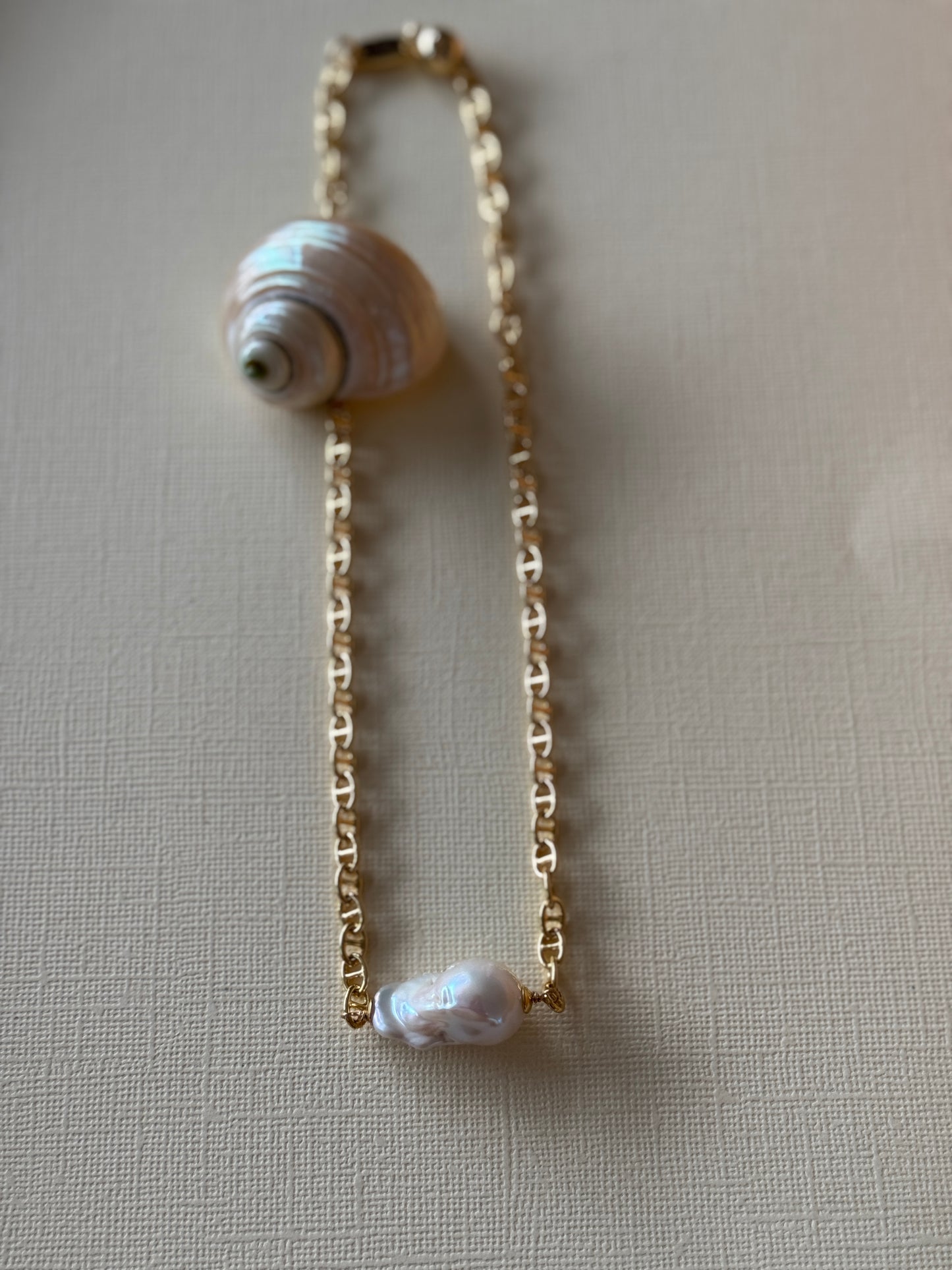 Sudbury White freshwater pearl chain necklace