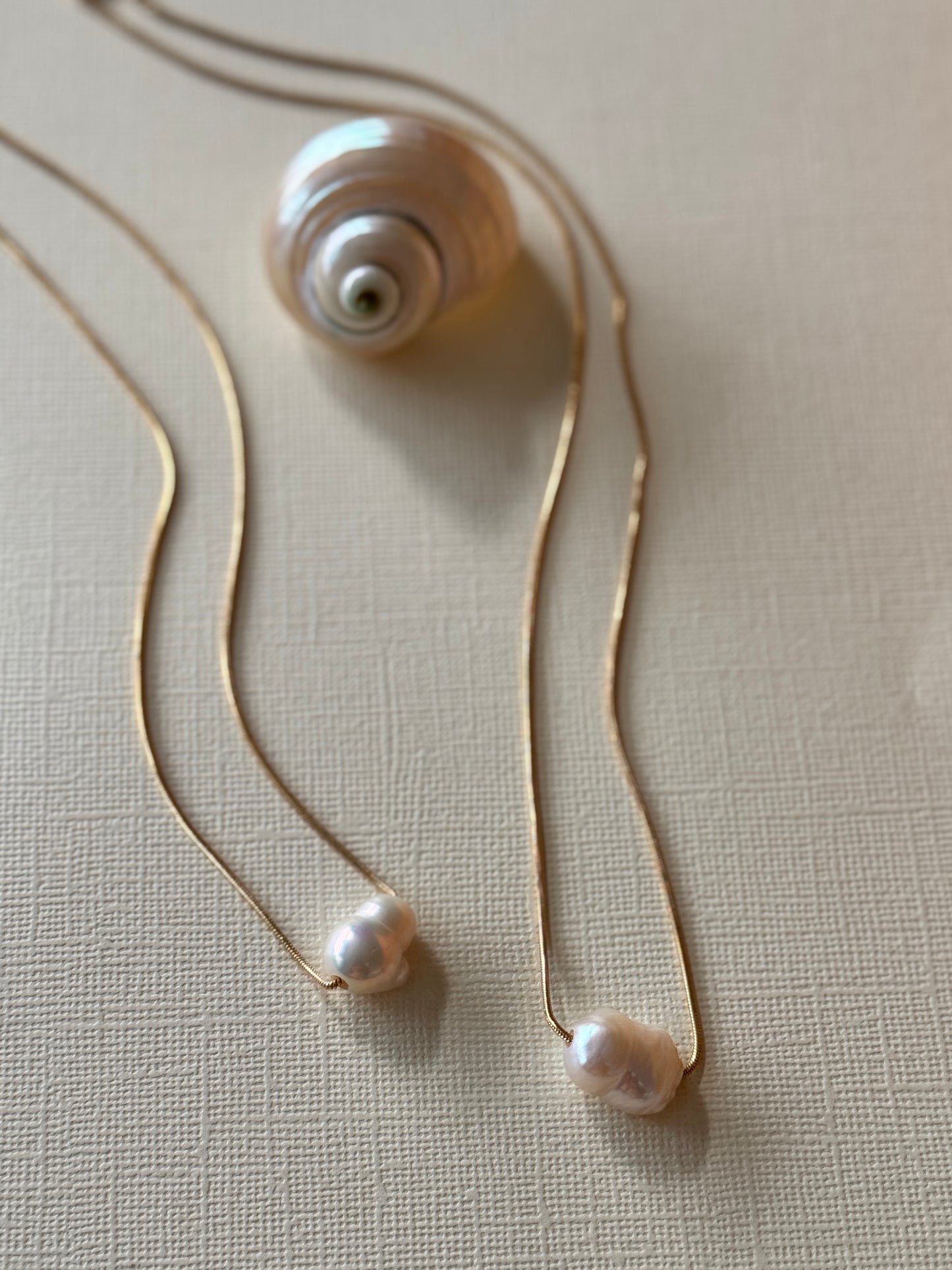 Sudbury White freshwater pearl chain necklace