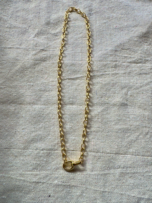 Oval link chain