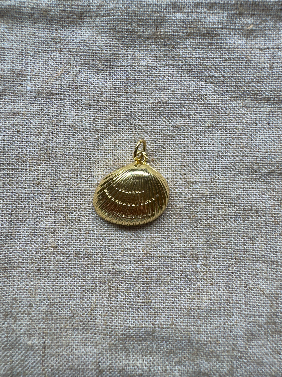 Charms, symbols & stone pendants
