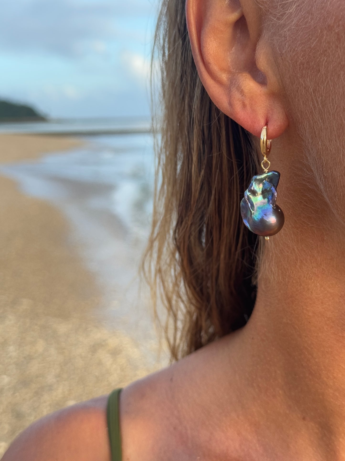 Lustre earrings | Baroque Pearl drops | white | pink | black