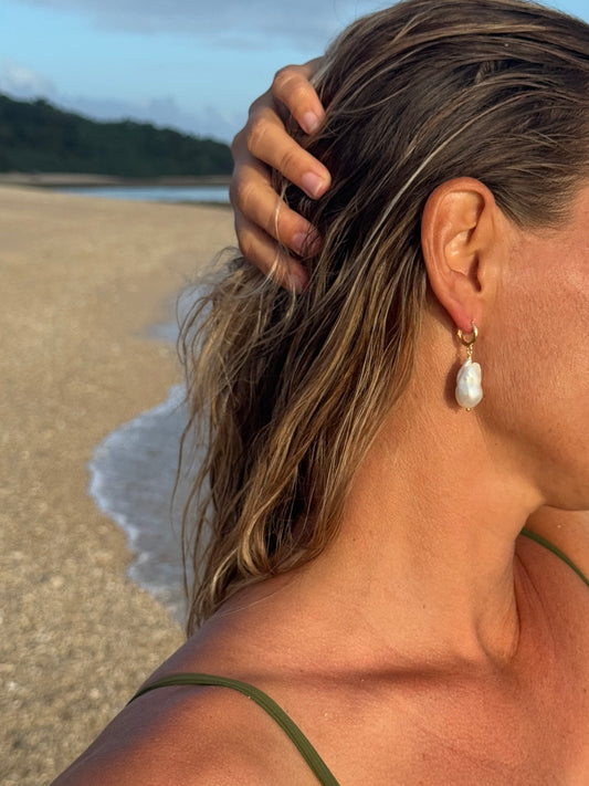 Lustre earrings | Baroque Pearl drops | white | pink | black | golden