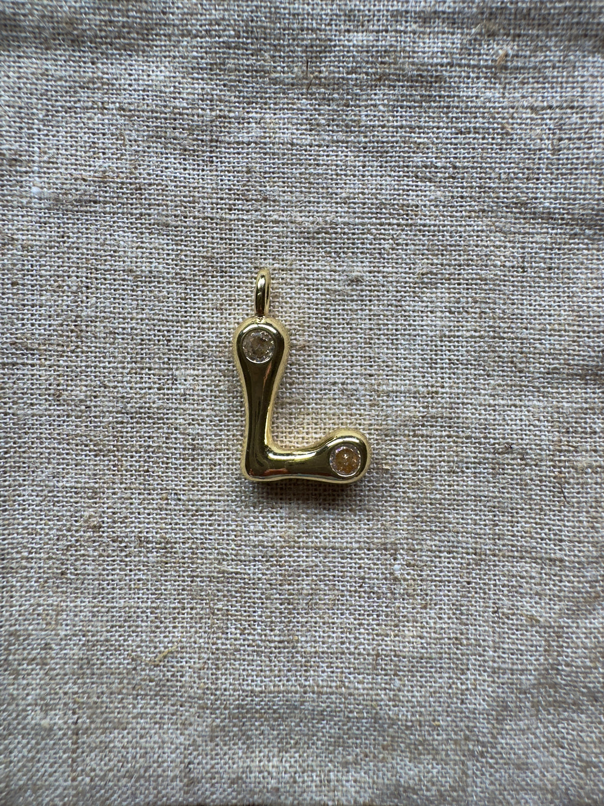 Initial pendant