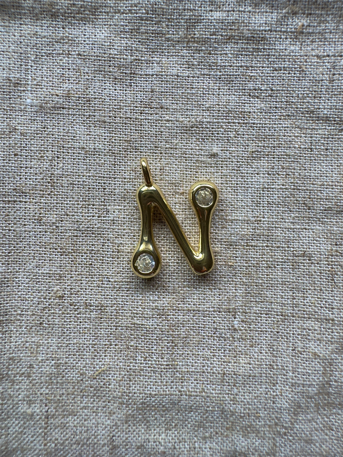 Initial pendant