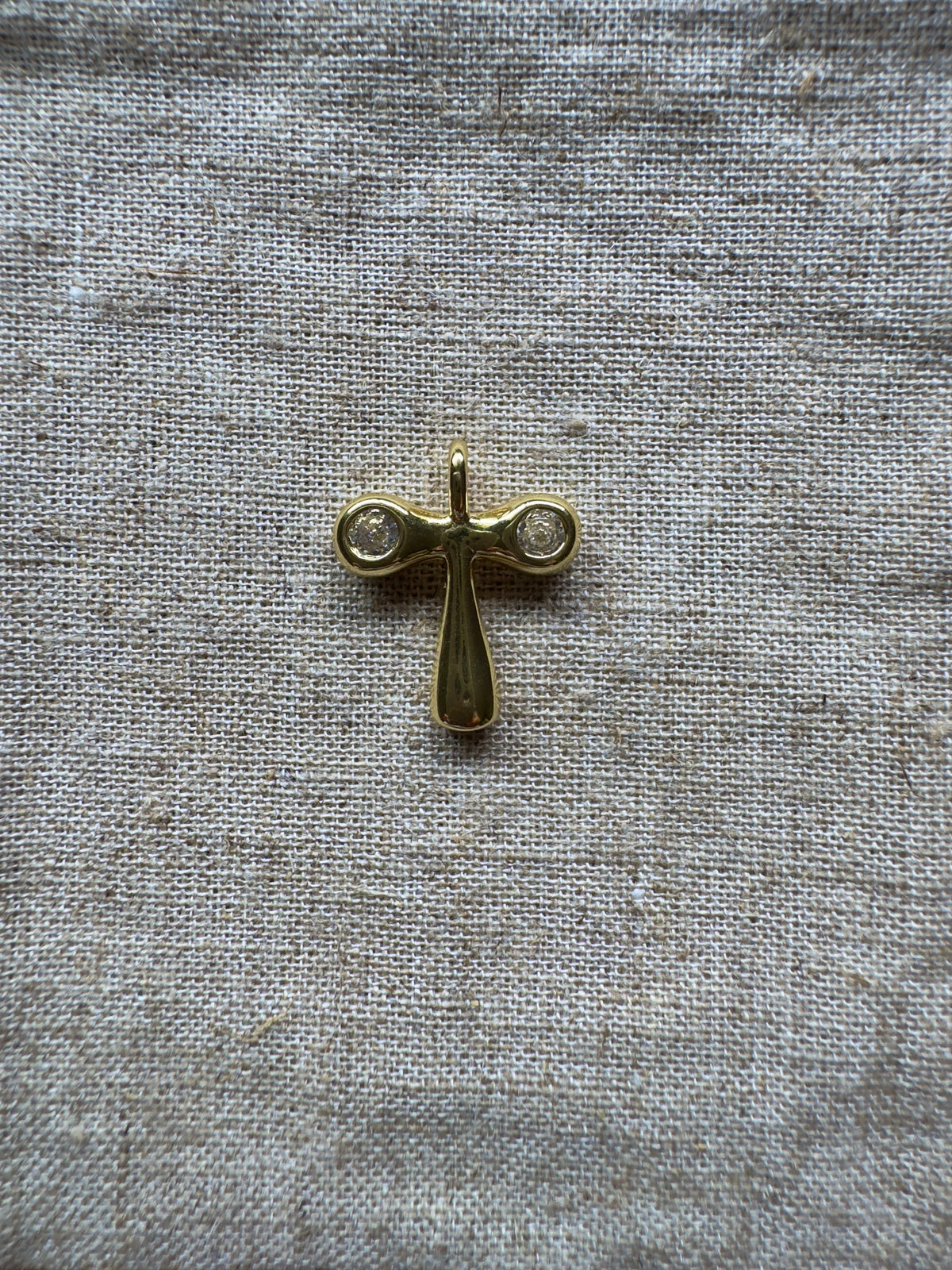 Initial pendant