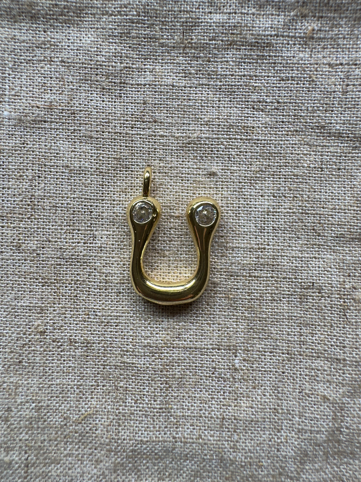 Initial pendant