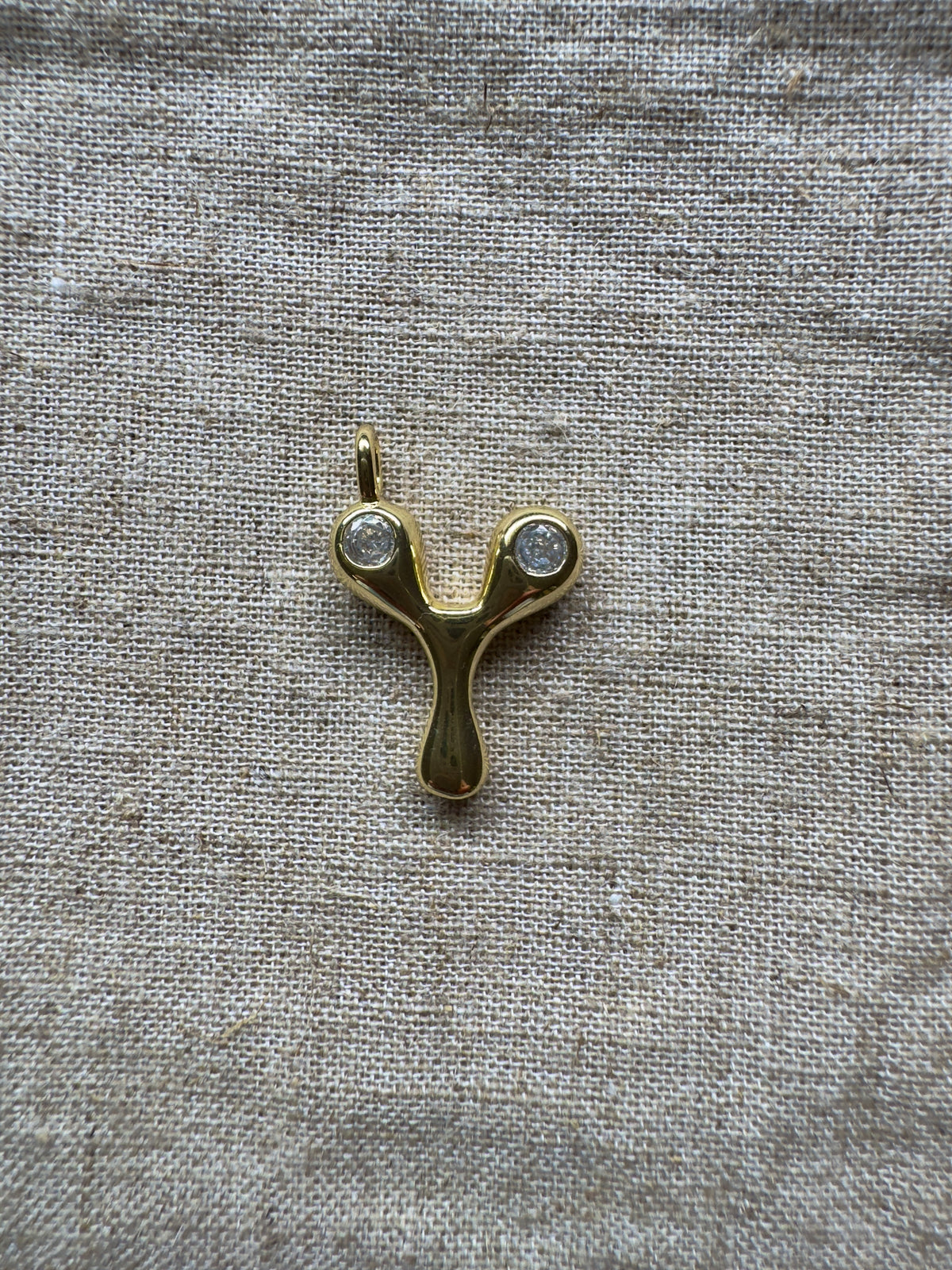 Initial pendant