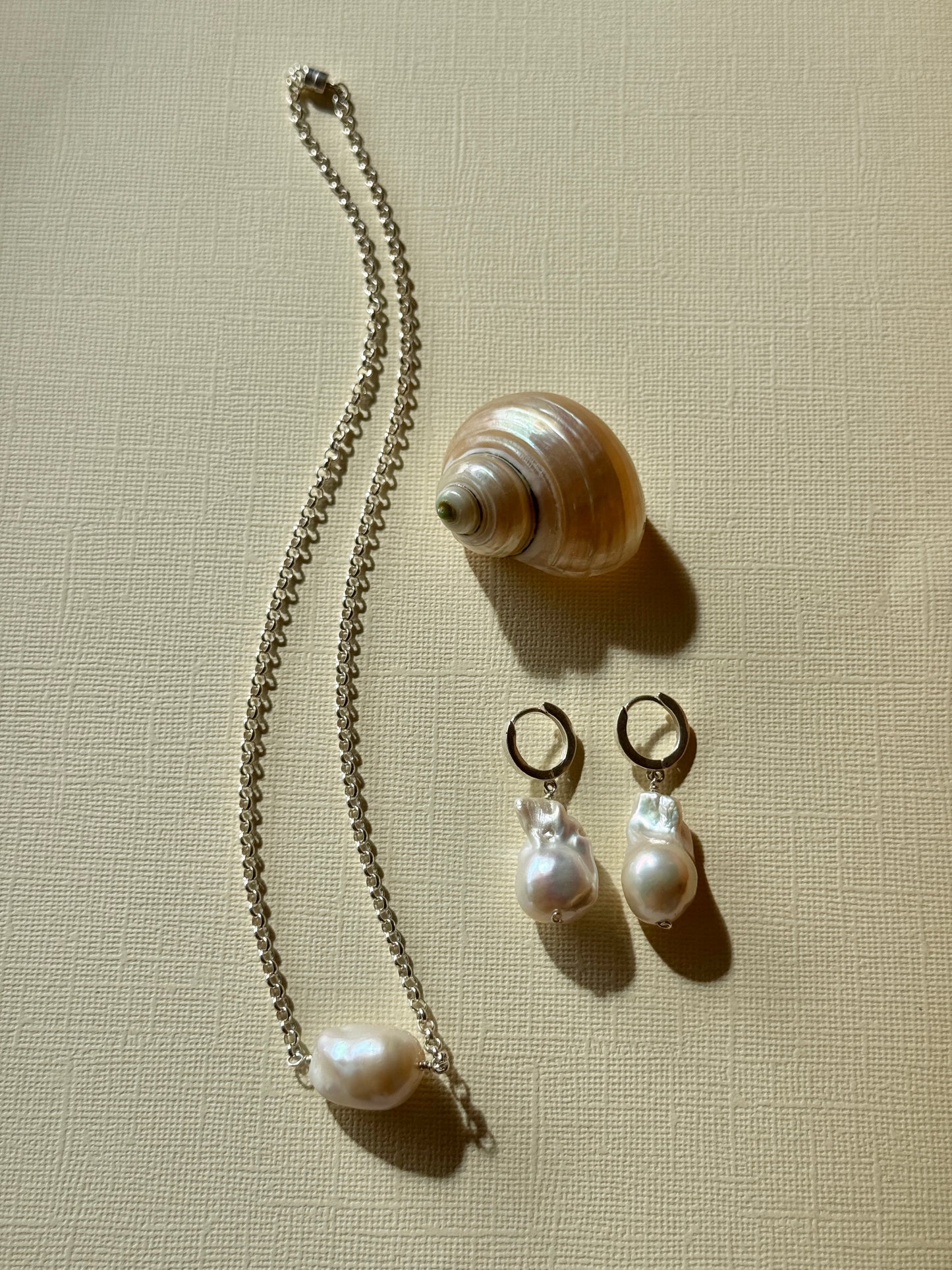 Sudbury White freshwater pearl chain necklace